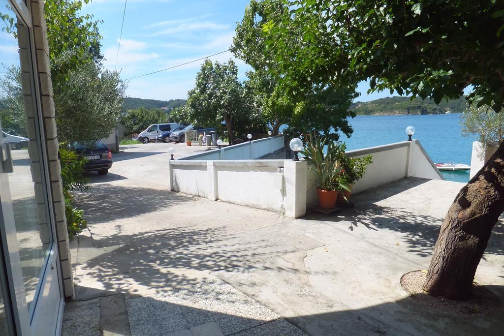 Apartments Justic Супетарска-Драга Экстерьер фото